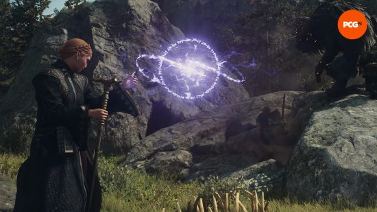 um mago guerreiro lançando um feitiço em Dragons Dogma 2