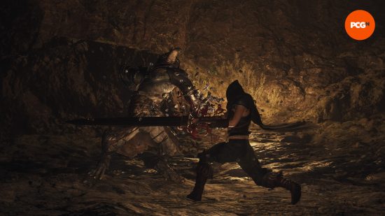 um guerreiro usando uma espada larga em Dragons Dogma 2