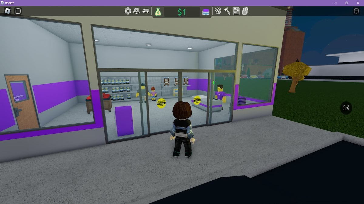 Um avatar em pé em frente a uma pequena loja no Roblox Retail Tycoon 2.