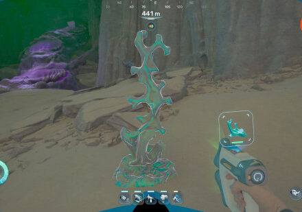 Subnautica 2 Conduit Crystal: a tall formation of crystal on the seabed.